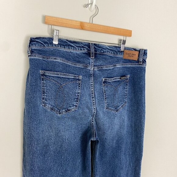 Calvin Klein Jeans High Rise 90s Fit Womens 33 Medium Wash Blue - Picture 4 of 7